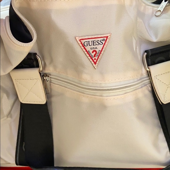Guess Duffle Bag - Picture 2 of 8